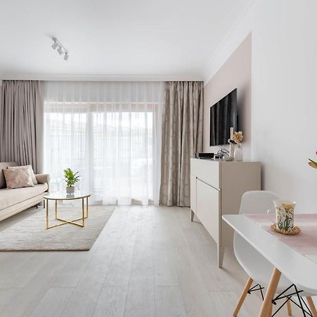 Ina Rent - Motlawa Sienna Grobla Lägenhet Gdańsk Exteriör bild
