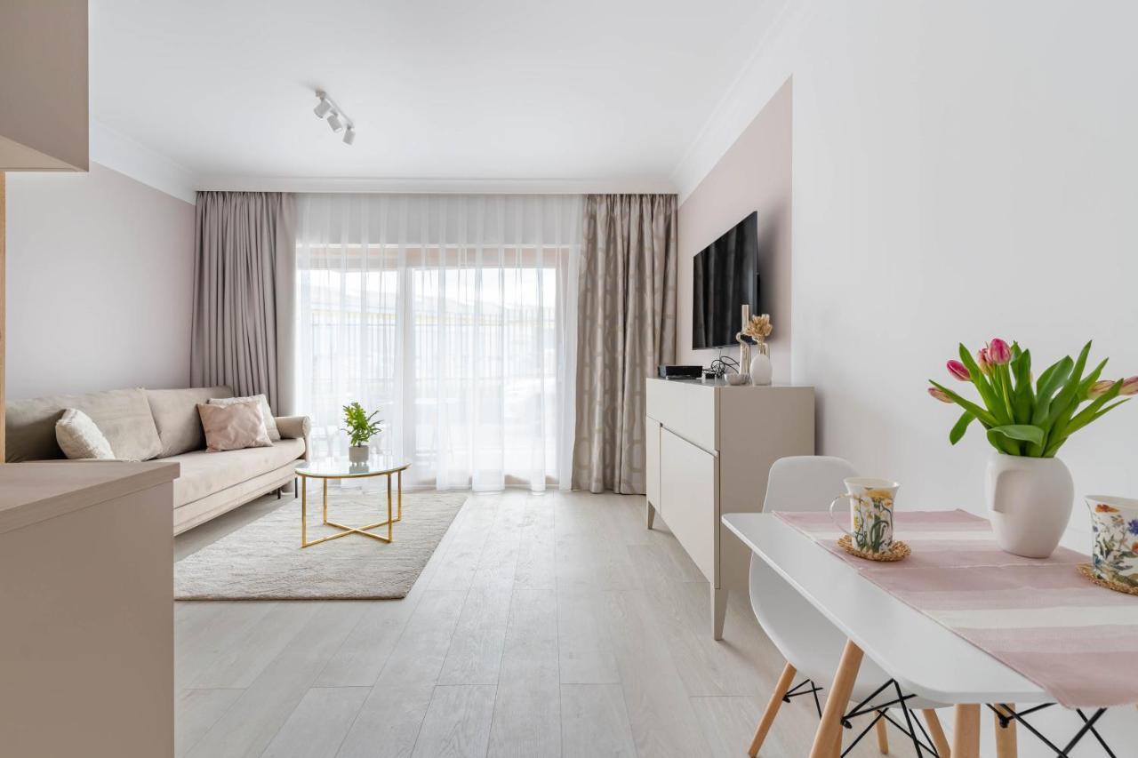 Ina Rent - Motlawa Sienna Grobla Lägenhet Gdańsk Exteriör bild