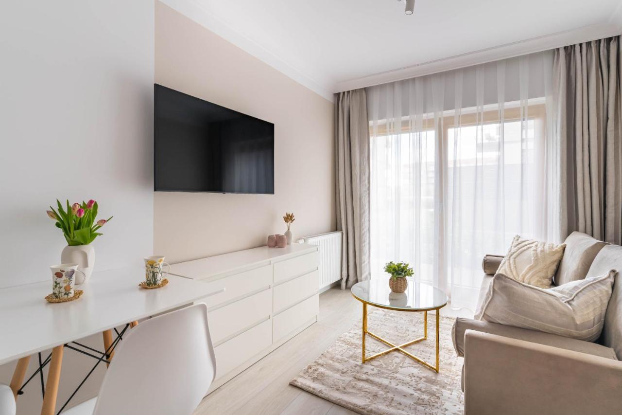 Ina Rent - Motlawa Sienna Grobla Lägenhet Gdańsk Exteriör bild